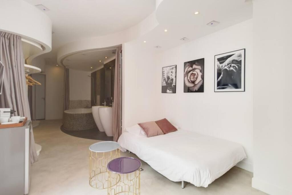Magnifique Appartement Parisien - Marais Exterior foto