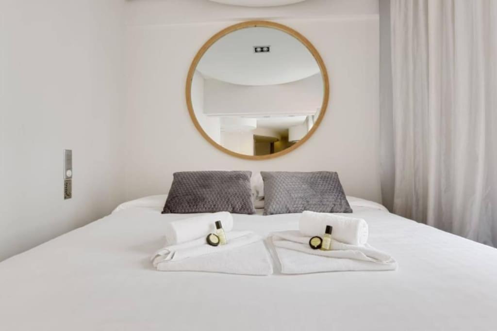 Magnifique Appartement Parisien - Marais Exterior foto